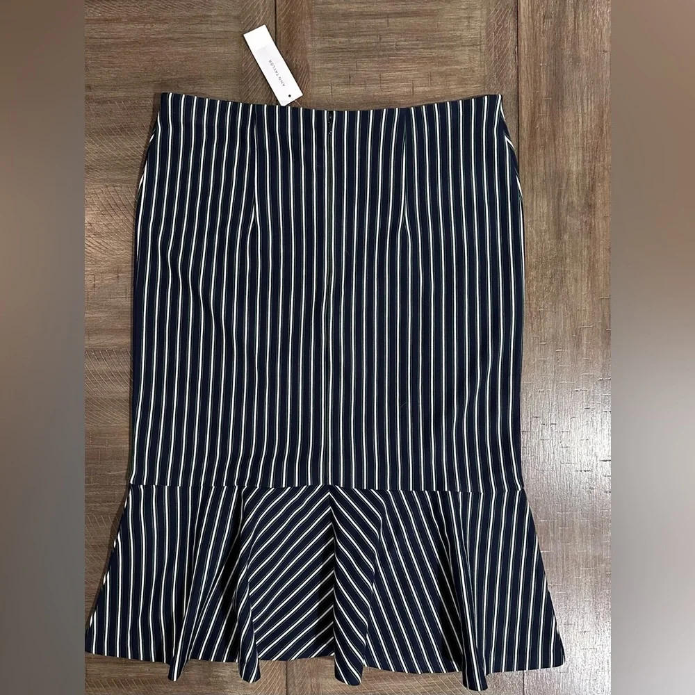 NWT Ann Taylor navy/green/white striped ruffle midi skirt Size Large